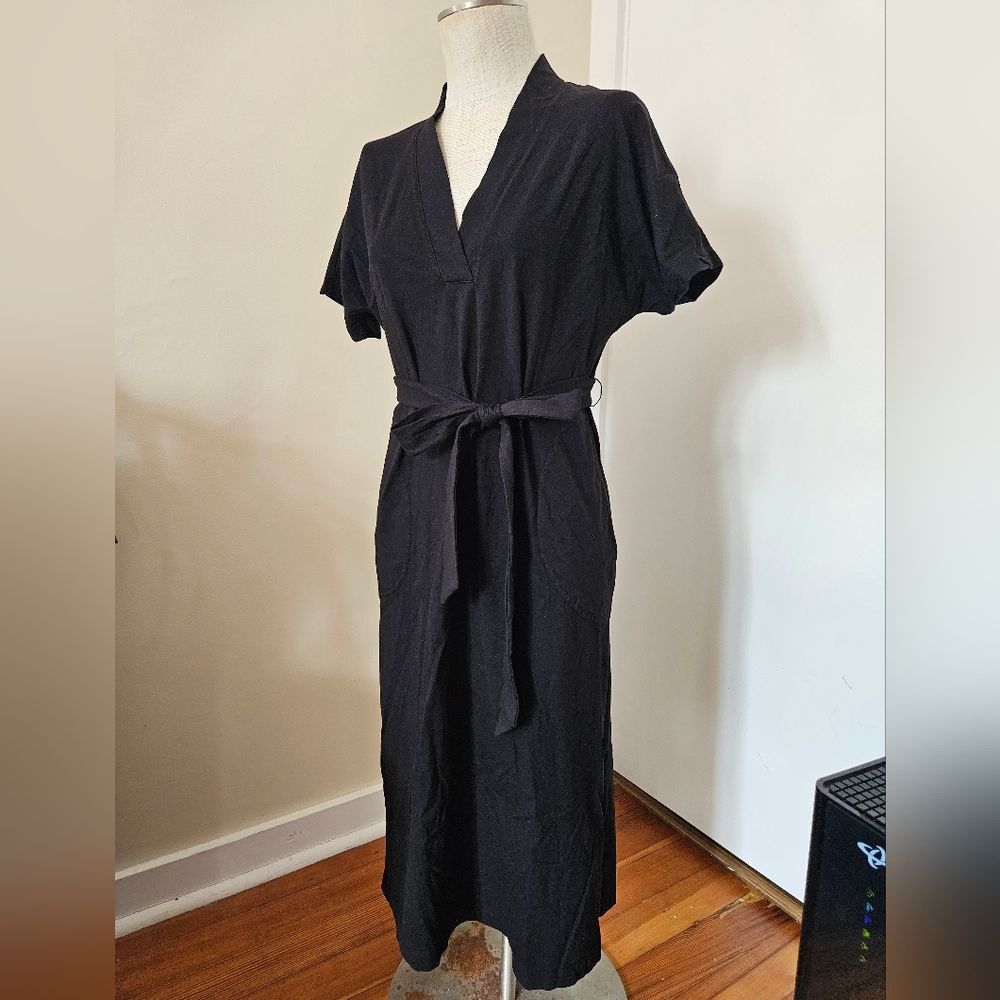 NWT Velvet By Grahm & Spencer Black Dress